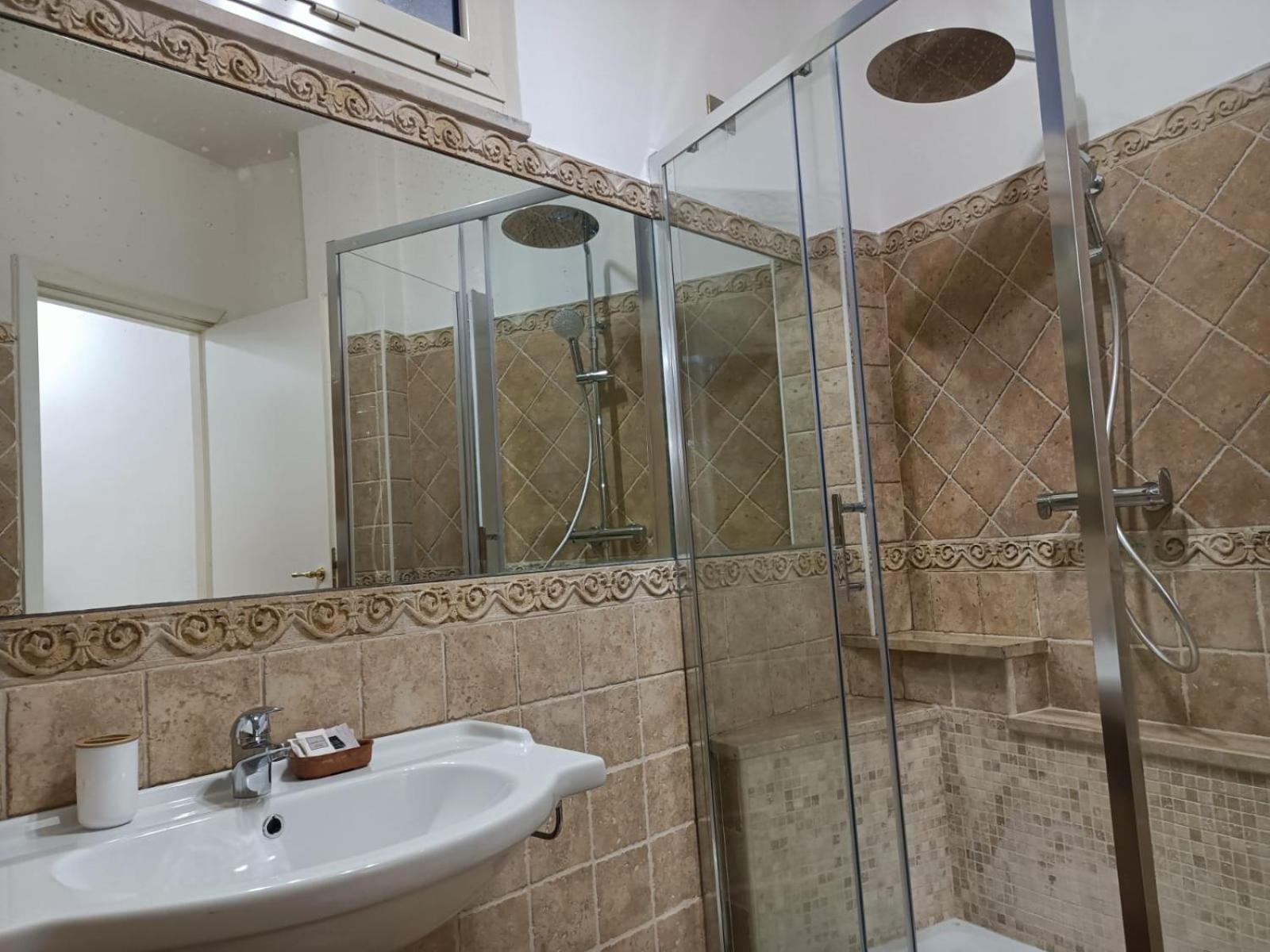 Rione Monti & Cavour Apartment Рим Экстерьер фото
